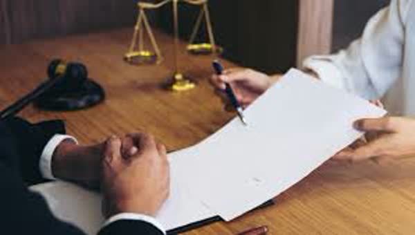 وکیل حقوق بین الملل